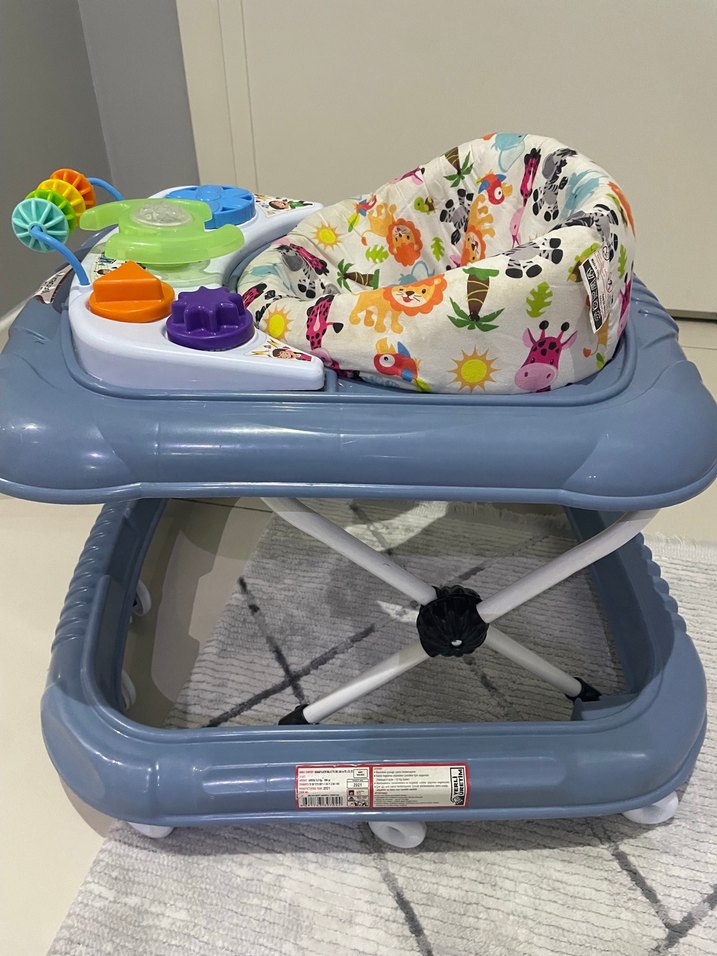 Renkli Desenli Gri Bebek Yürüteci - Görsel 2