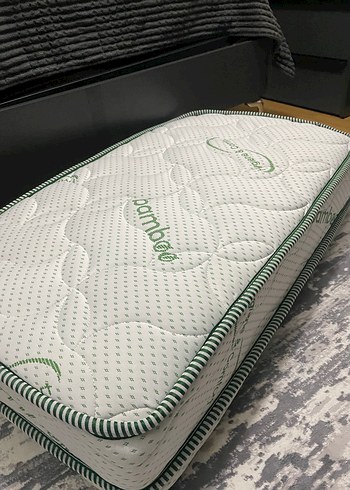 Beyaz Gri Yılan Desenli Çocuk Yatağı bambu - Görsel 2