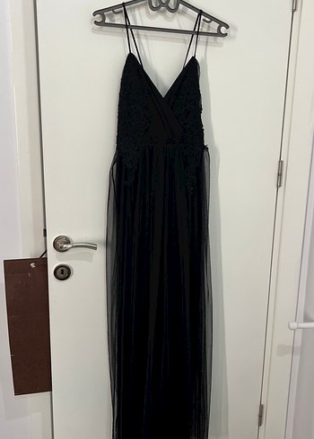 Siyah Dantel İşlemeli Uzun Askılı Abiye Elbise - Görsel 2