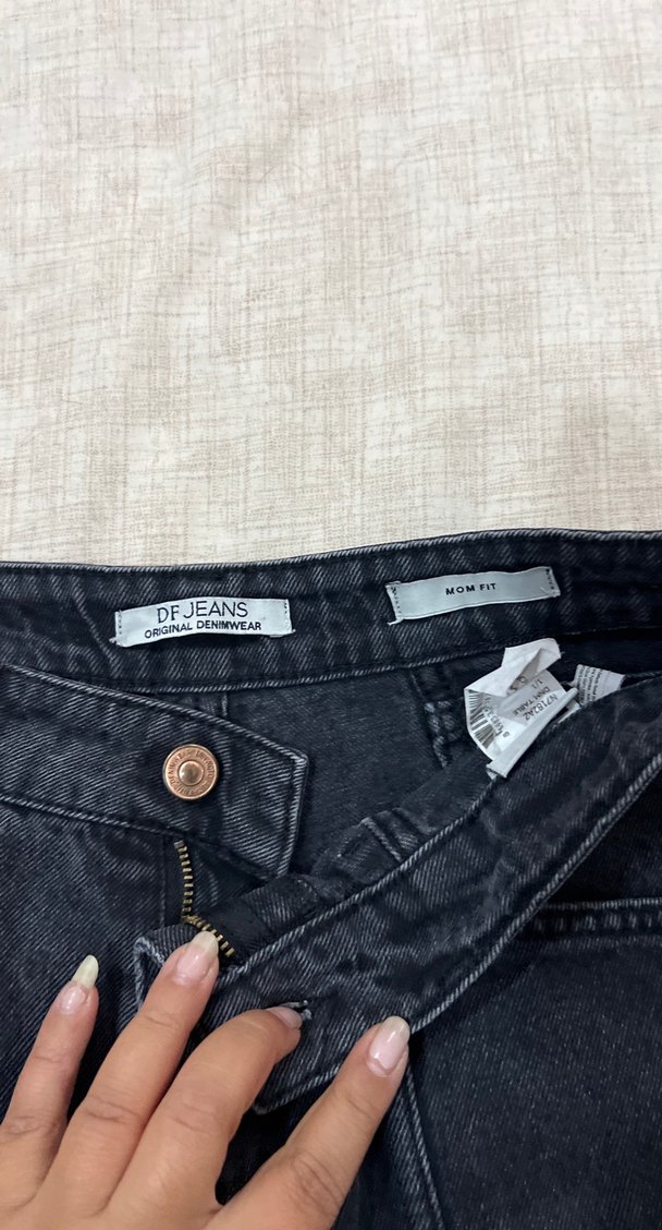 Siyah Kadın Denim Pantolon, Normal Boy, Kemerli - Görsel 4