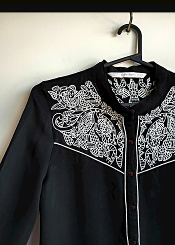 36 Beden siyah Renk Dantel İşlemeli Siyah Gotik Kadın Gömlek