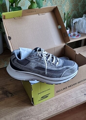 Skechers Erkek Yürüyüş Ayakkabısı