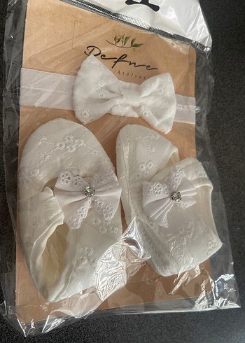Nakışlı Beyaz Kız Çocuk Özel Ayakkabı ve Bandana - Görsel 2