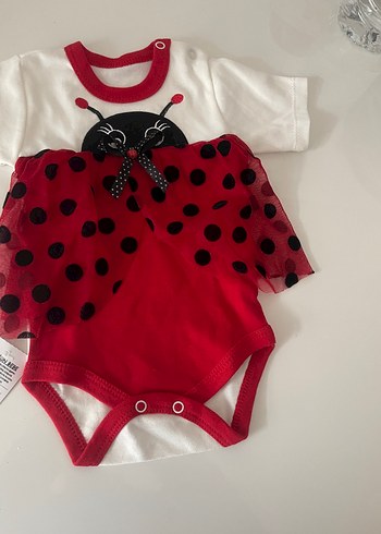 Kısa Kollu Kırmızı Puantiyeli Bebek Body - Görsel 4