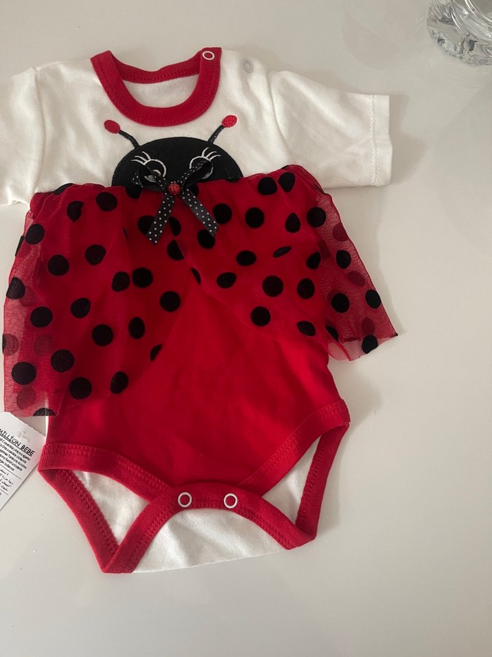 Kısa Kollu Kırmızı Puantiyeli Bebek Body - Görsel 4