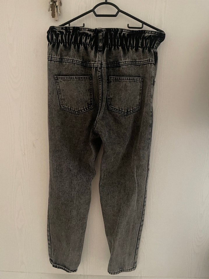 Gri Bol Kesim Kadın Midi Kot Pantolon - Görsel 4