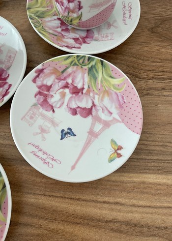 Pembe Çiçek Desenli 4'lü Fincan Seti - Görsel 3