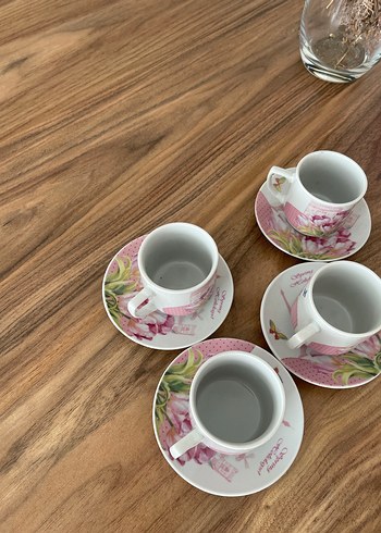 Pembe Çiçek Desenli 4'lü Fincan Seti - Görsel 5