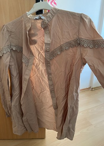 Bej Dantel Detaylı Uzun Kollu Keten Gömlek - Görsel 4