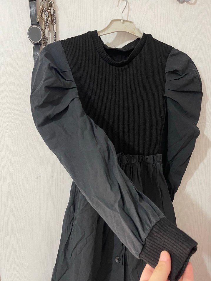 Düğmeli Siyah Uzun Gotik Elbise - Görsel 2