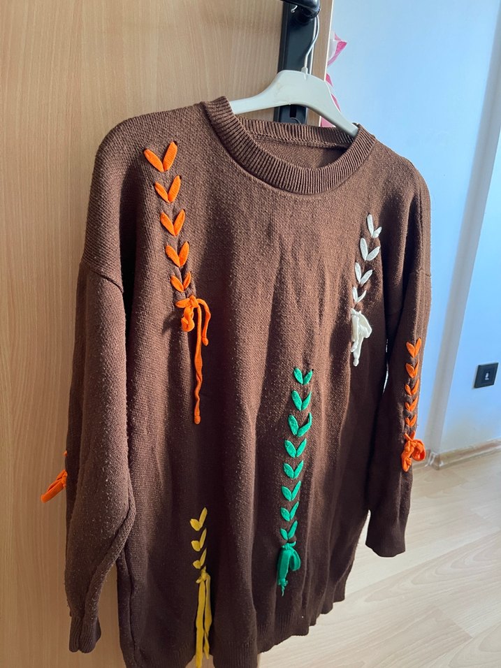 Nakışlı Kahverengi Kadın Triko Kazak - Görsel 3