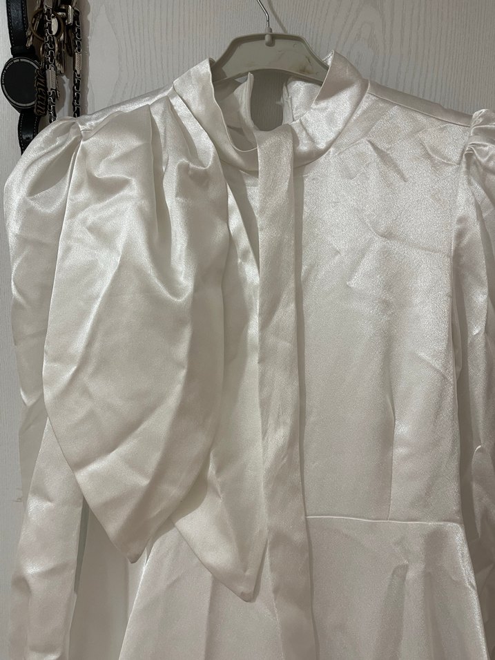 Beyaz nikah elbisesi - Görsel 4