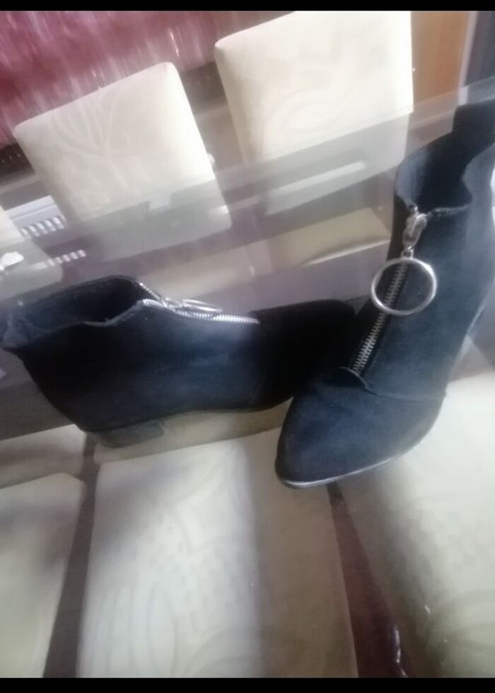 Siyah bot - Görsel 2