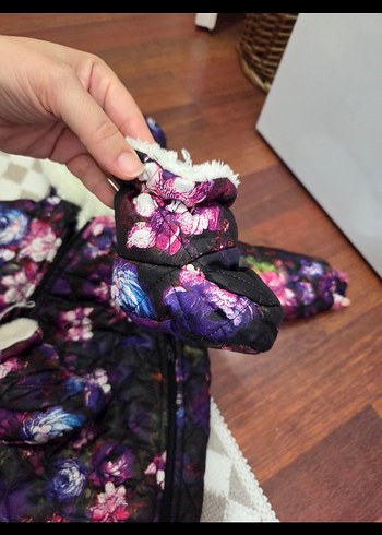 Kız Bebek Mor Kapüşonlu Kürklü Tulum - Görsel 5