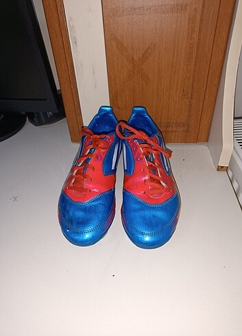Adidas F50 krampon