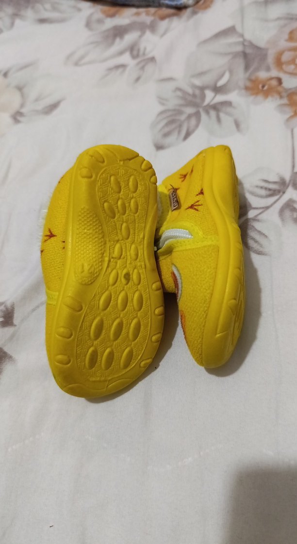 Sarı Kürklü Kız,erkek Çocuk Ev Terliği - Görsel 5