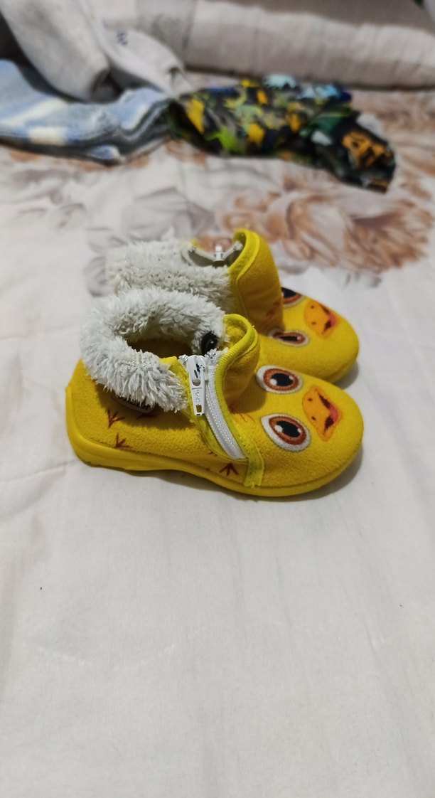 Sarı Kürklü Kız,erkek Çocuk Ev Terliği - Görsel 2