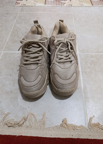 Bej Süet Kadın Sneakers