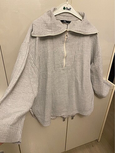 Zara sweat