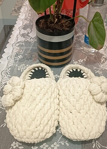 Kışlık kadife ipten terlik - Görsel 3