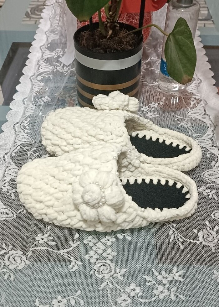 Kışlık kadife ipten terlik - Görsel 2