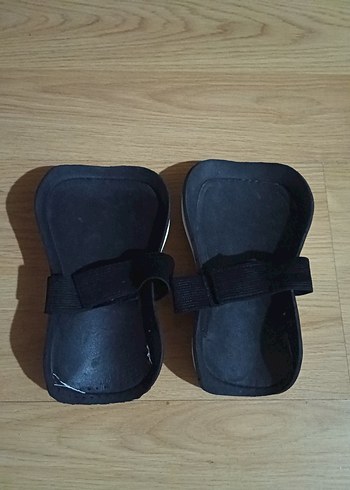 Beyaz Biker Diz Koruyucu Kayışlı 7/8/9 yaş - Görsel 3