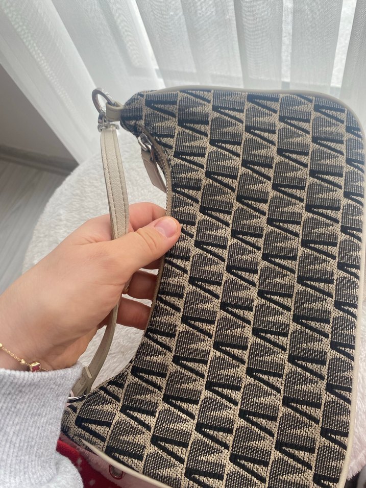 Bej Tokalı Kadın Omuz Çantası - Görsel 4