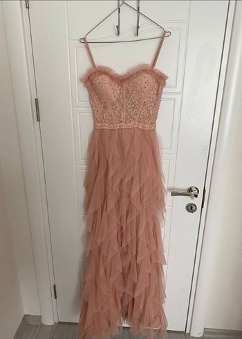 Pembe Nakışlı Straplez abiye - Görsel 5