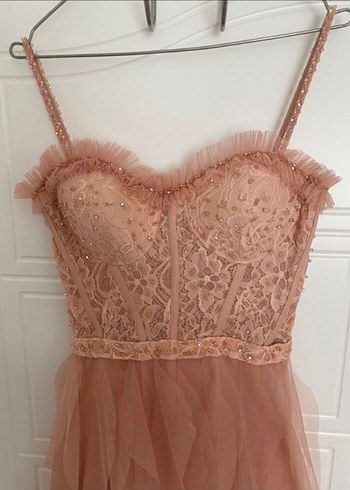 Pembe Nakışlı Straplez abiye - Görsel 6