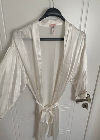 Beyaz Midi Kadın Sabahlık - Görsel 4