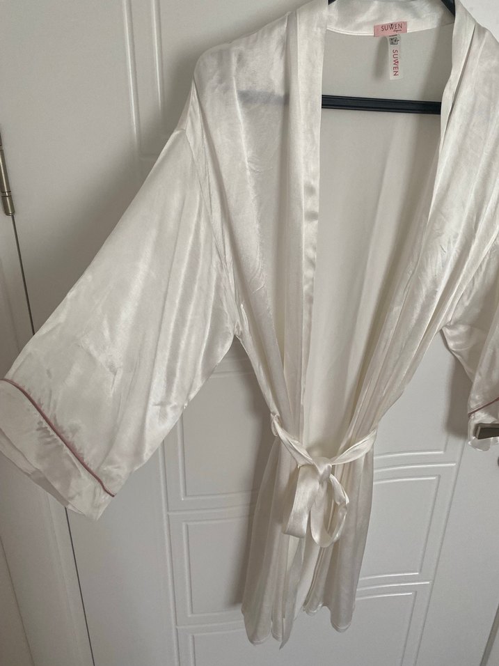 Beyaz Midi Kadın Sabahlık - Görsel 5