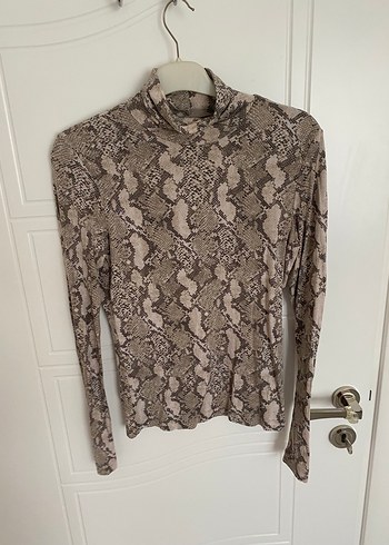 Kadın Yılan Desenli Uzun Kollu Boğazlı Bluz - Görsel 2