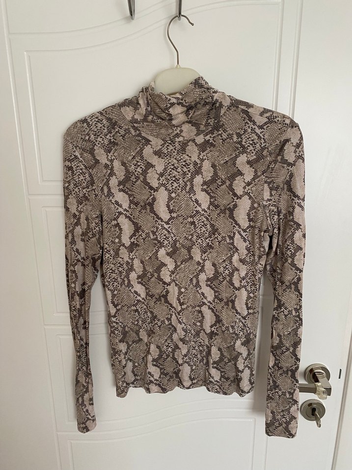 Kadın Yılan Desenli Uzun Kollu Boğazlı Bluz - Görsel 5