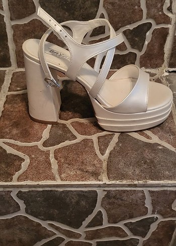 Beyaz Platform Topuklu Kadın Abiye Ayakkabı - Görsel 3