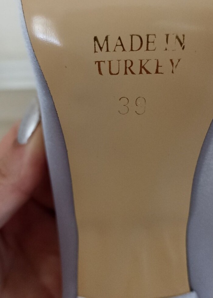 İnce topuklu ayakkabı  - Görsel 2