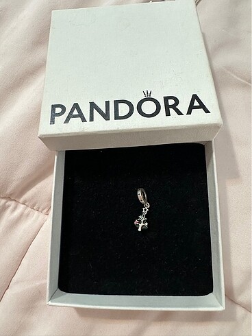 Pandora Pandora charm