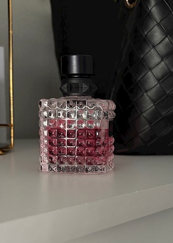 Valentino Kadın Parfümü - Görsel 2