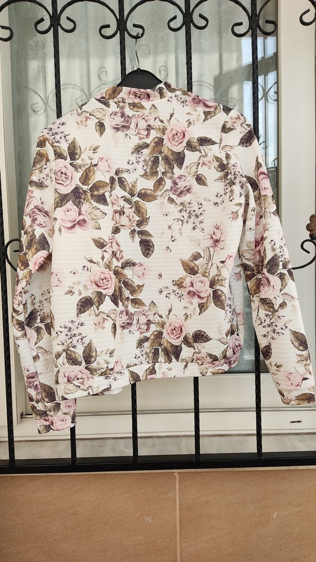 çiçekli fermuarlı ceket hırka - Görsel 2