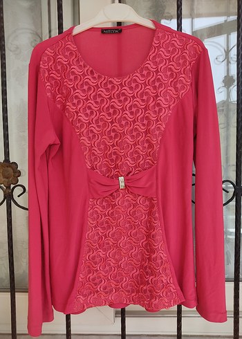 Pembe Dantel Detaylı Uzun Kollu Kadın Bluz