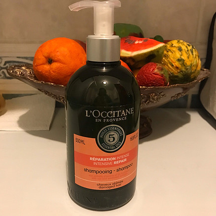 xl Beden Loccitane onarıcı şampuan