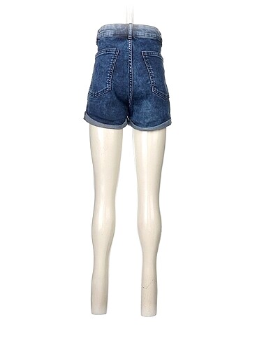 36 Beden H&M Mini Şort %70 İndirimli.