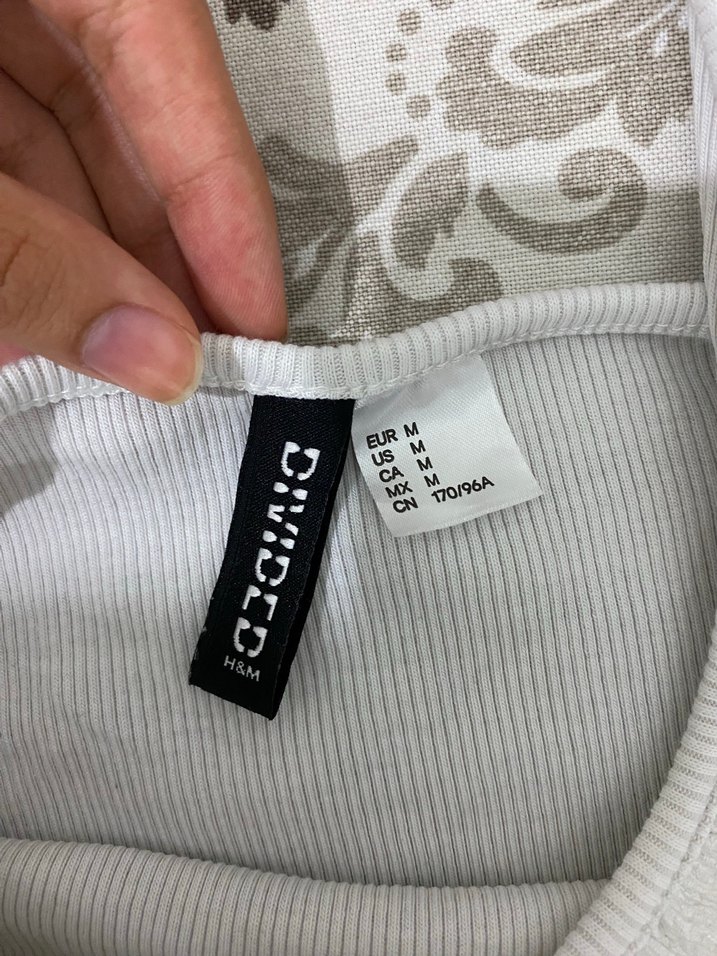 Fırfırlı Beyaz Kadın Atlet - Görsel 2