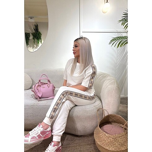 Guess GUES ORJİNAL MARKA TAKIM
