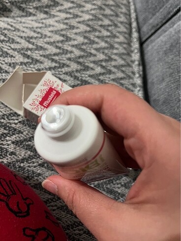 Beden Mustela gögüs ucu kremi