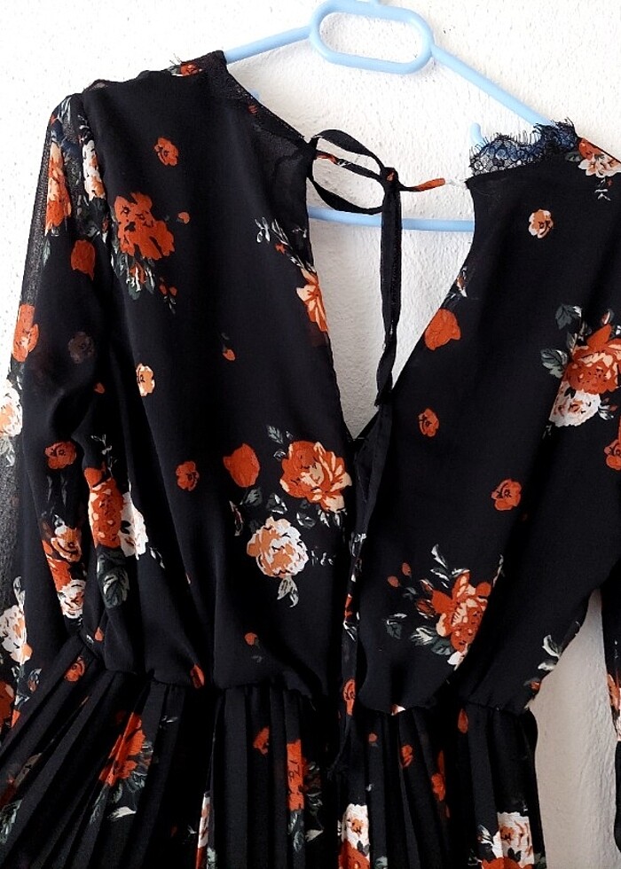 Özel günler için elbise  - Görsel 2