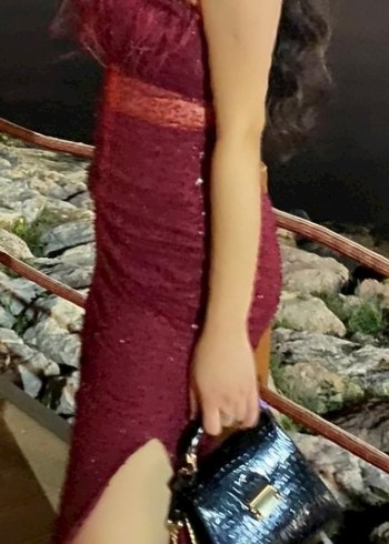 Pullu Kırmızı Uzun Abiye Elbise - Görsel 3