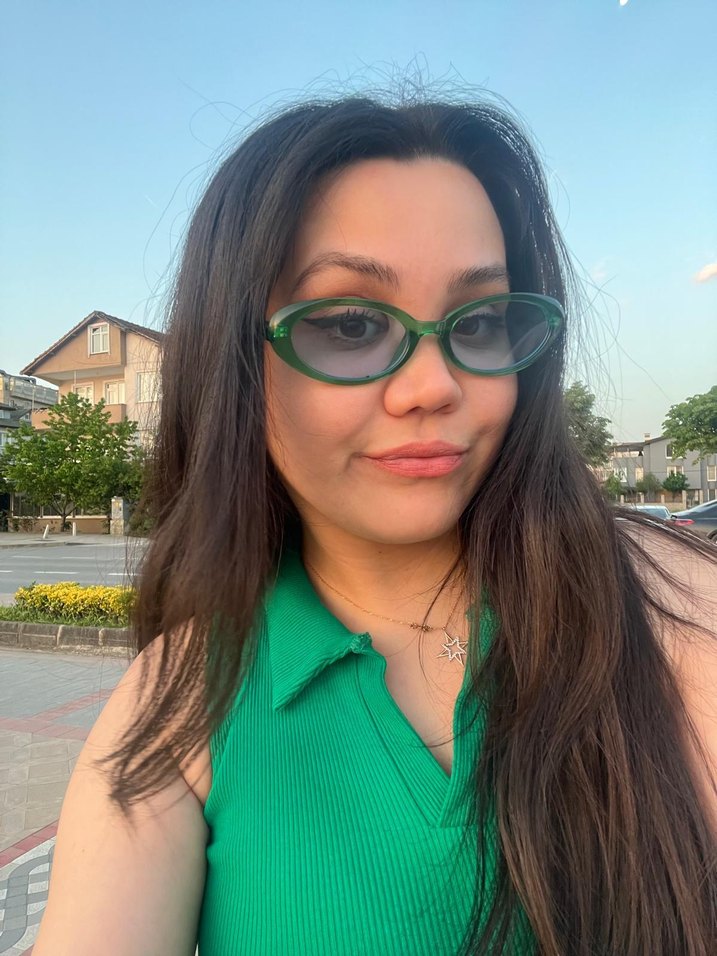 Yeşil Yakalı Kolsuz Midi Elbise - Görsel 4