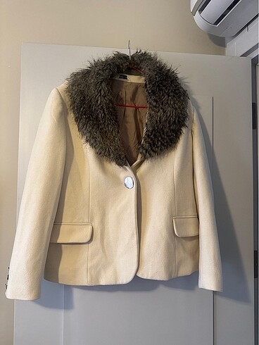 Kürk detaylı Blazer kaşe kaban