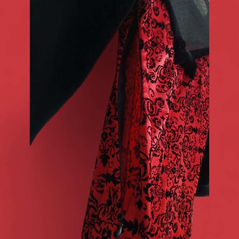 Klasik Zarafet Kırmızı Dantelli Uzun Kollu Elbise - Görsel 3