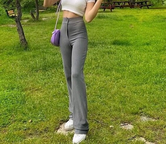 Gri çizgili pantolon